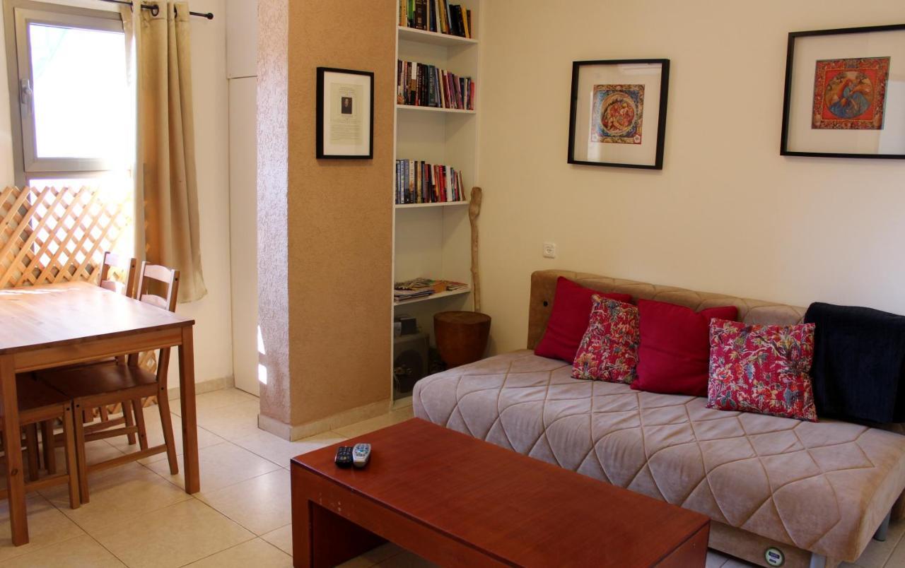 Bed and Breakfast Aliyah Return Center Degania Bet Zimmer foto