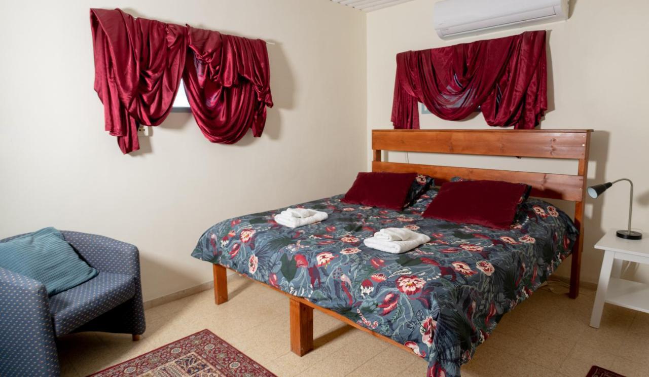 Bed and Breakfast Aliyah Return Center Degania Bet Exterior foto