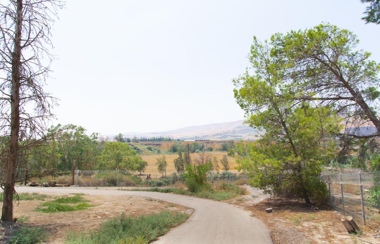 Bed and Breakfast Aliyah Return Center Degania Bet Exterior foto